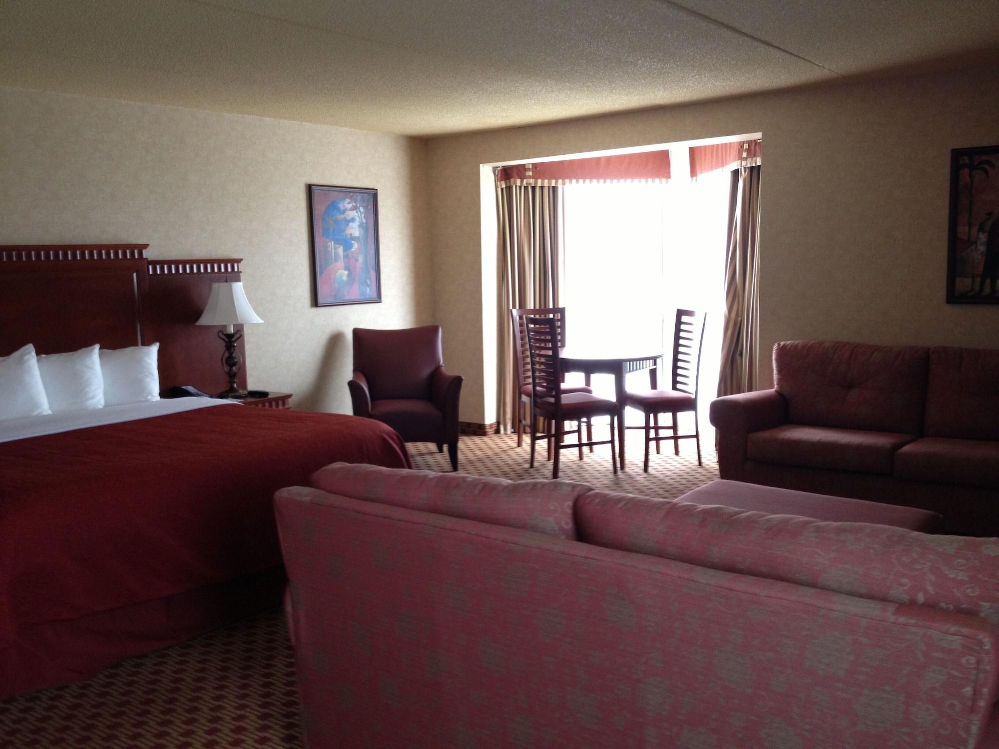 Quality Inn & Suites Bay Front Sault Ste. Marie Bagian luar foto