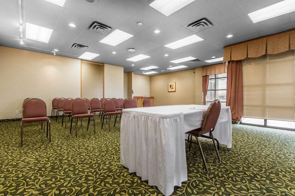 Quality Inn & Suites Bay Front Sault Ste. Marie Bagian luar foto