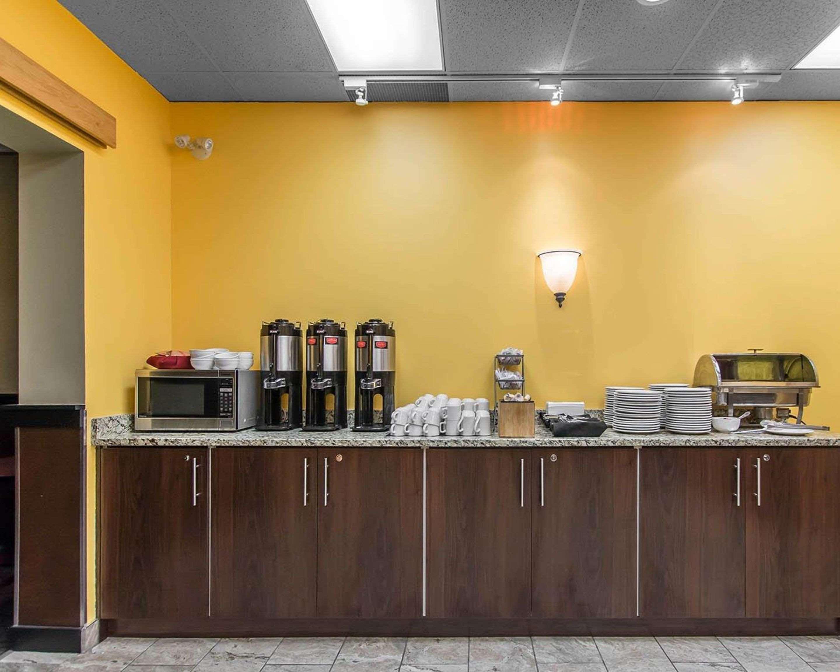Quality Inn & Suites Bay Front Sault Ste. Marie Bagian luar foto