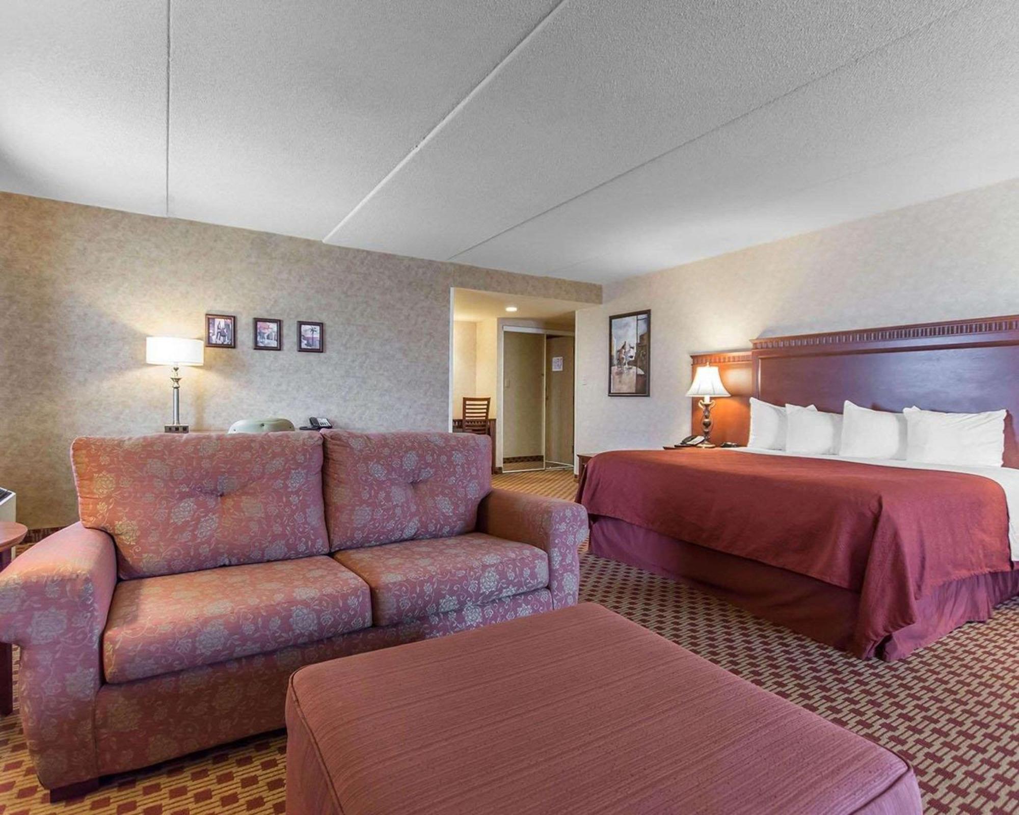 Quality Inn & Suites Bay Front Sault Ste. Marie Bagian luar foto