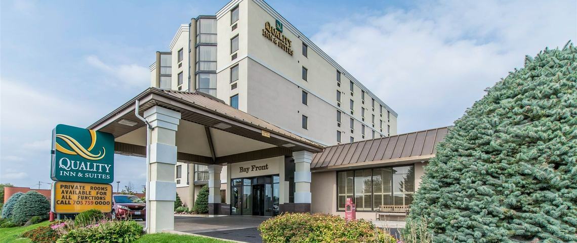 Quality Inn & Suites Bay Front Sault Ste. Marie Bagian luar foto